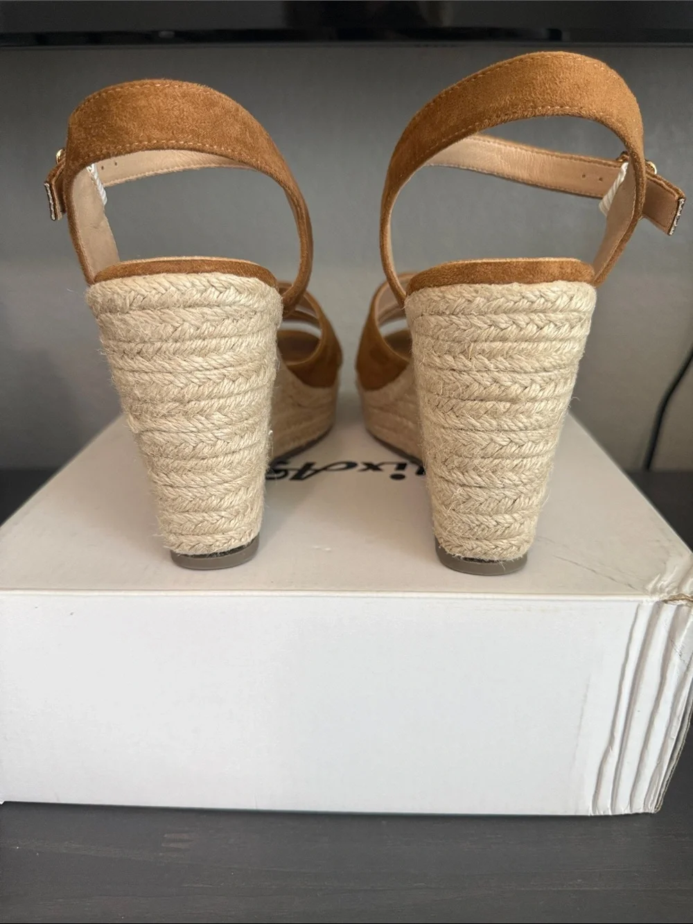 N/A tan suede